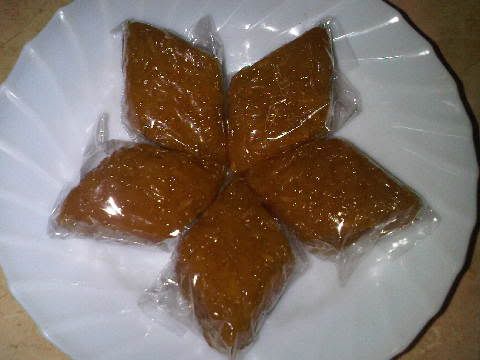 Kue Wajik. Hmmm...yummyy...