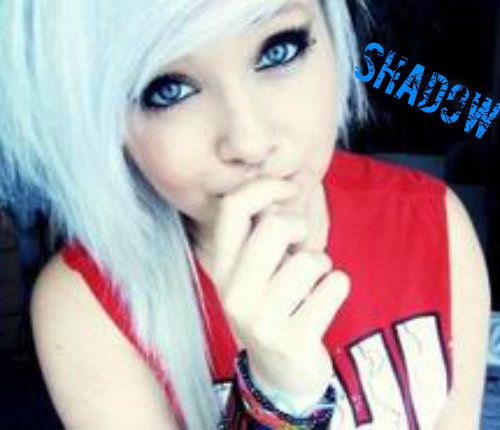 blond-hair-blue-eyes-cute-emo-girl-piercing-413505.jpg