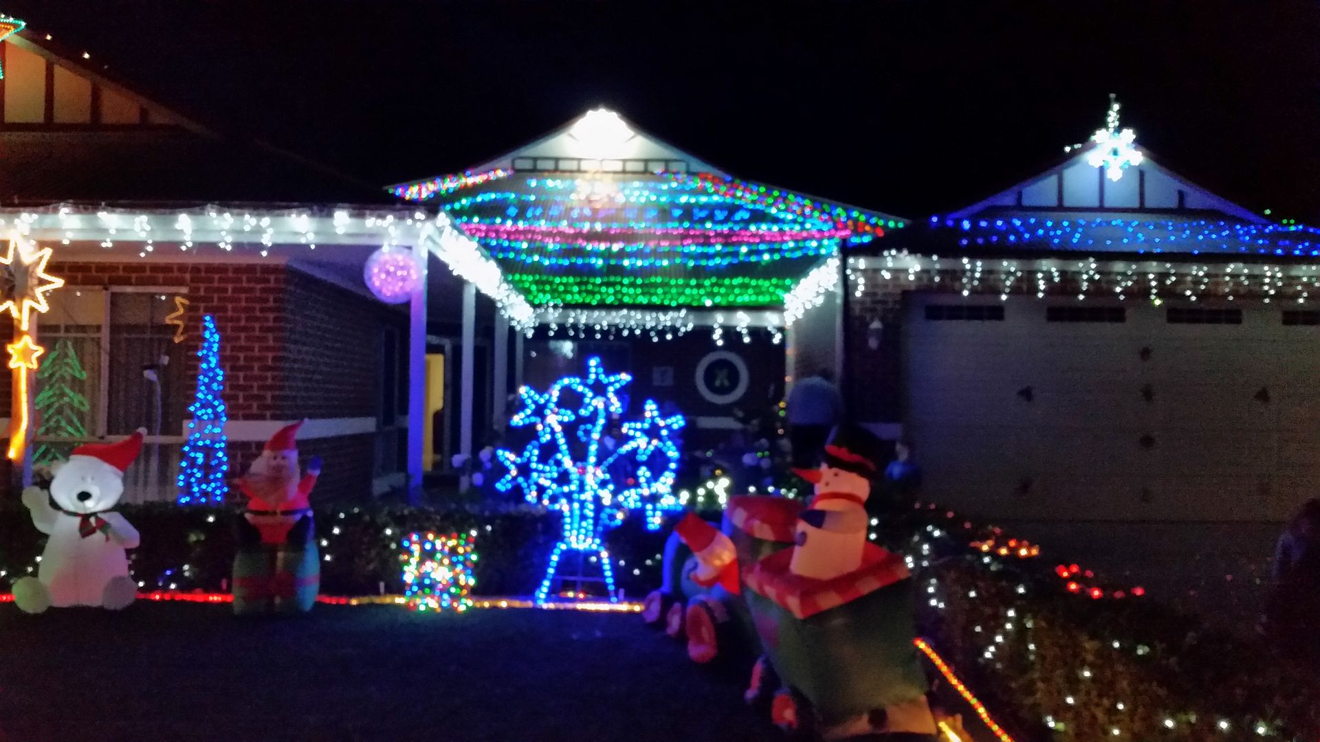 Christmas Lights Perth Buggybuddys