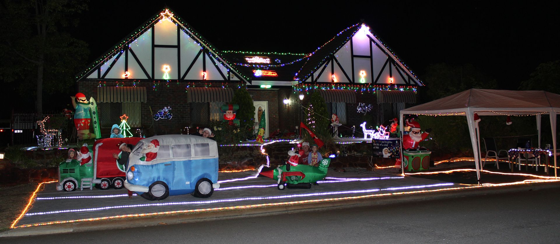 Christmas Lights Perth Buggybuddys