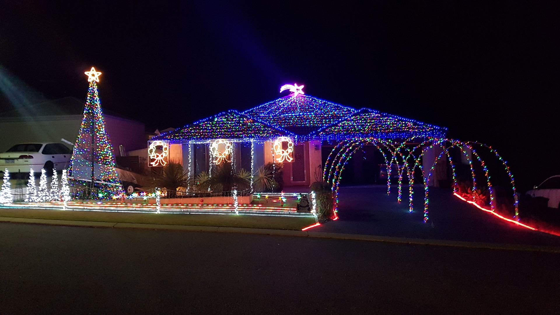 Christmas Lights Perth Buggybuddys