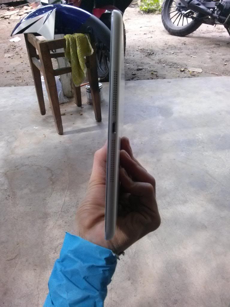 Ipad air wifi 32g ll (white) giao lưu iphone 5s !!!! - 2