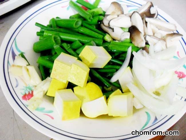 เครือข่าย คนกินเจ และมังสวิรัติ-ผัดดอกหอมเต้าหู้ทอดหอมอร่อย-5