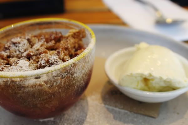Rhubarb Crumble