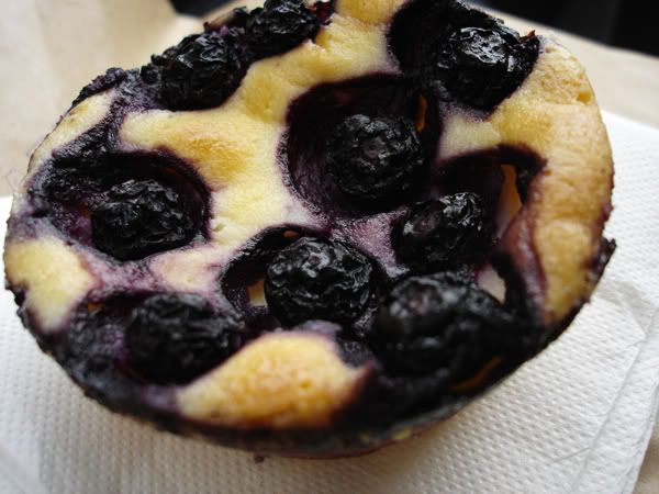 mini blueberry cheesecake