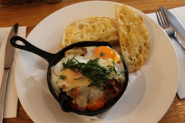 Baked eggs