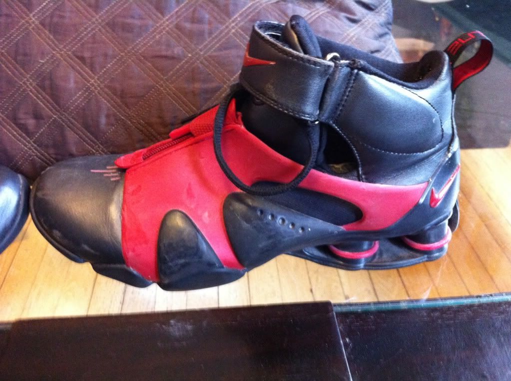 nike basketball shoes with zippers